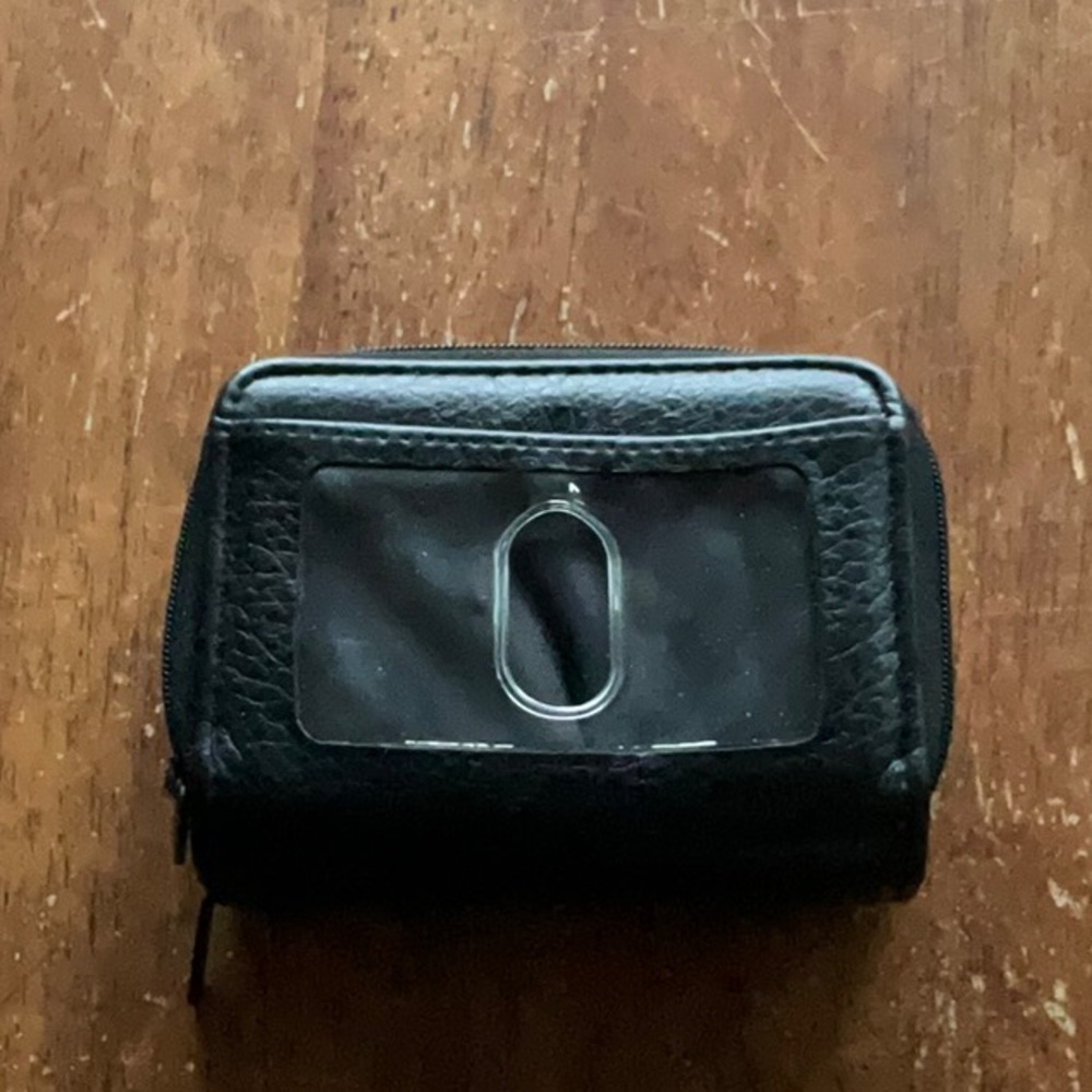 Buxton credit card wallet